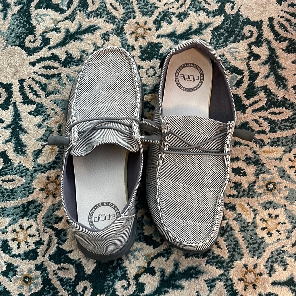 Hey Dude Women sz8 Wendy Herringbone Grey Great Condition